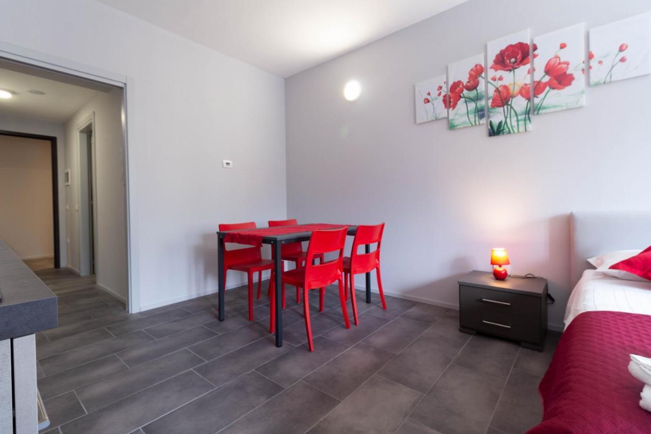 Appartamento Papavero - Affitti Brevi Italia Lecco Exterior photo