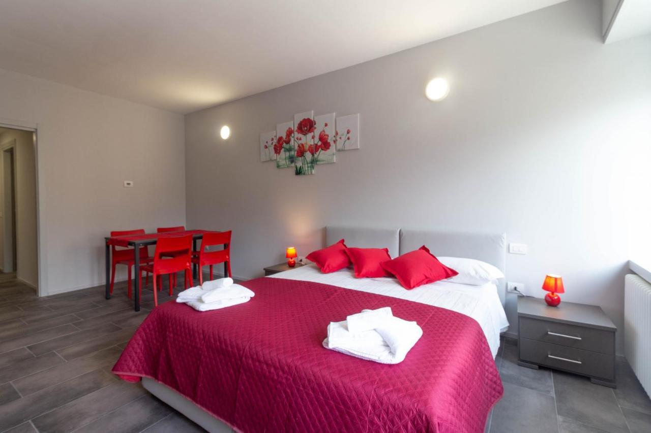 Appartamento Papavero - Affitti Brevi Italia Lecco Exterior photo